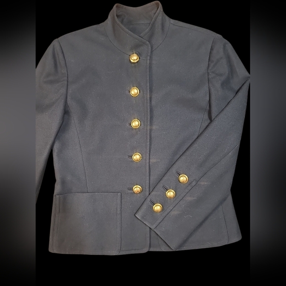 Ernst Strauss Jackets & Blazers - Ernst Strauss 100% Wool Black Jacket with Large Gold Buttons Size 6
